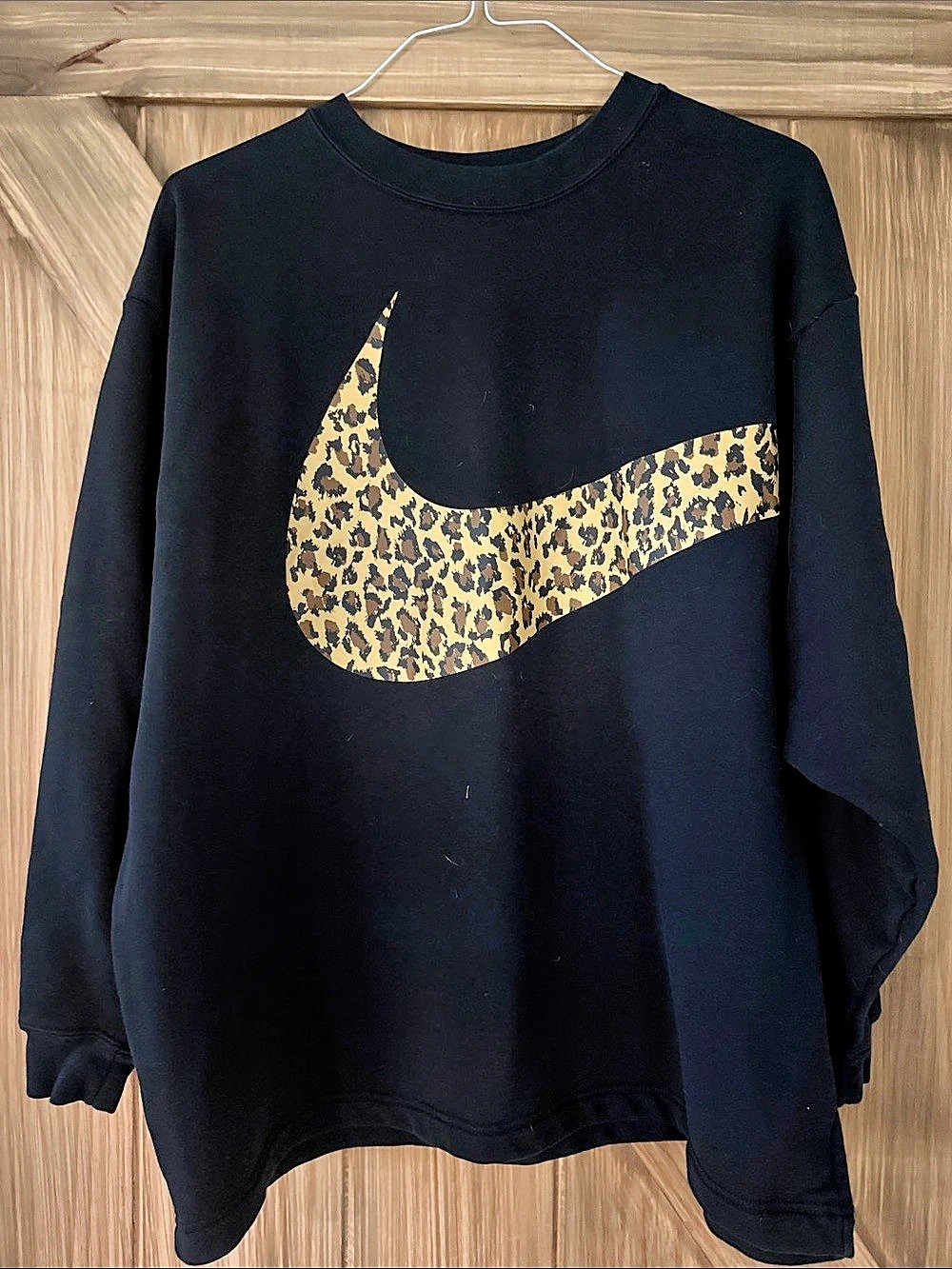 Nike Leopard Swoosh Long Sleeve Tee Size XL
